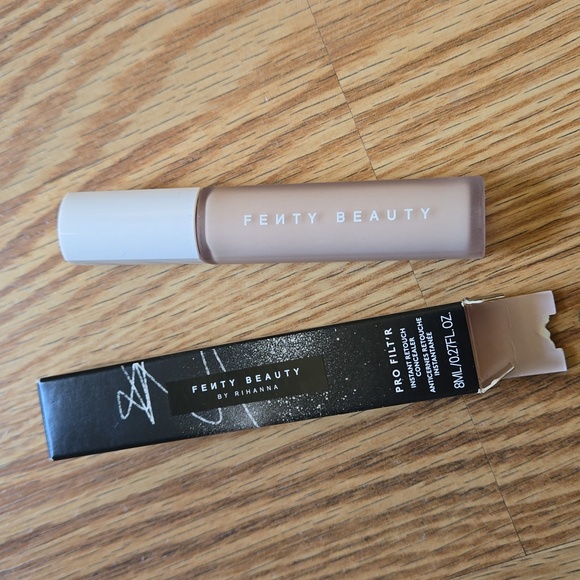 Pro Filt'r Instant Retouch Concealer 120 - Picture 2 of 6